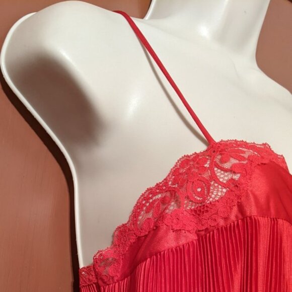 NWT!! RED VINTAGE VTG MISS ELAINE PLEATED TEDDY/ROMPER/BODYSUIT-MED-CLEARANCE!! - Picture 5 of 13